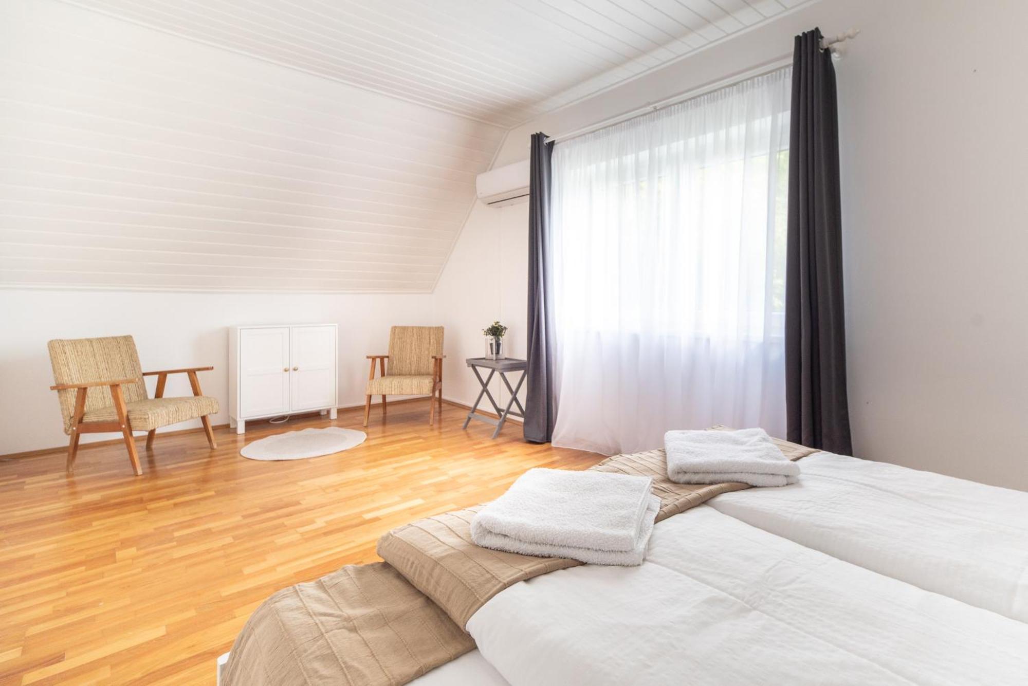 Jázmin Vendégház Villa Balatongyörök Exterior foto